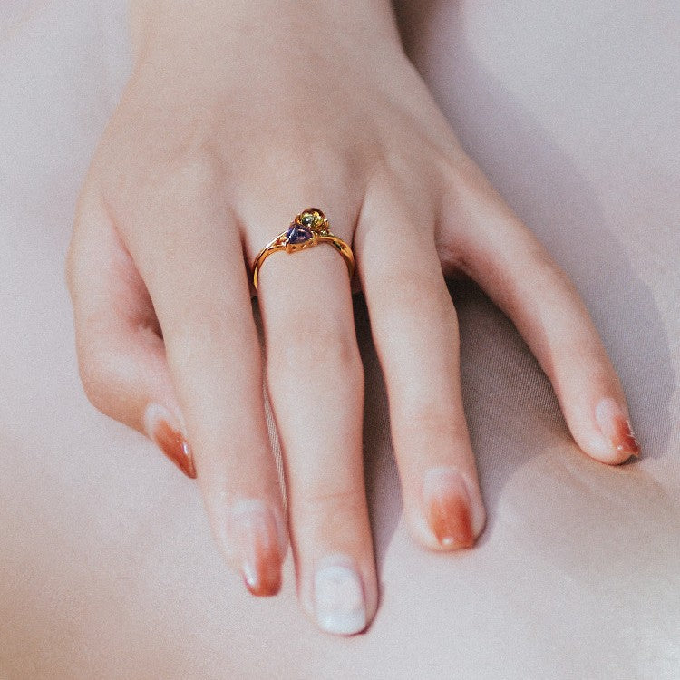 High-end Two-tone Waterdrop Zircon Ring