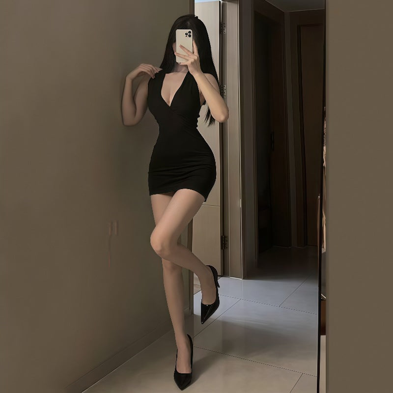 Women's Solid Color Choker Deep-V Sexy Backless Dress
