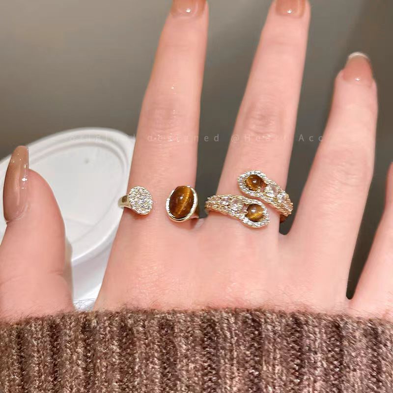 Mocha Brown Serpentine Tiger Eye Alloy Ring For Women, Unique Vintage Design, Luxury Light Luxury Adjustable Index Finger Ring
